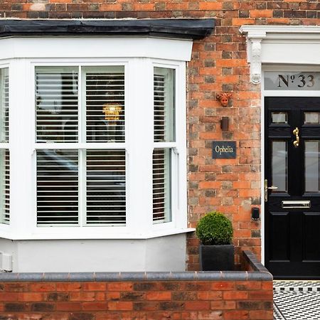Stratford Townhouse: Luxurious Renovation Near Theater District Villa Exterior photo